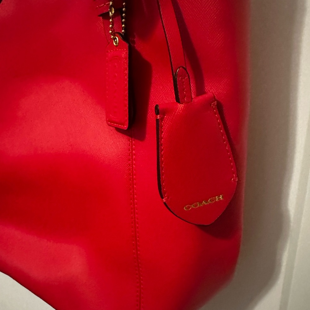Coach Peyton Leather Zip Top Tote – Persimmon Red (New with Tags) - Picture 3 of 10